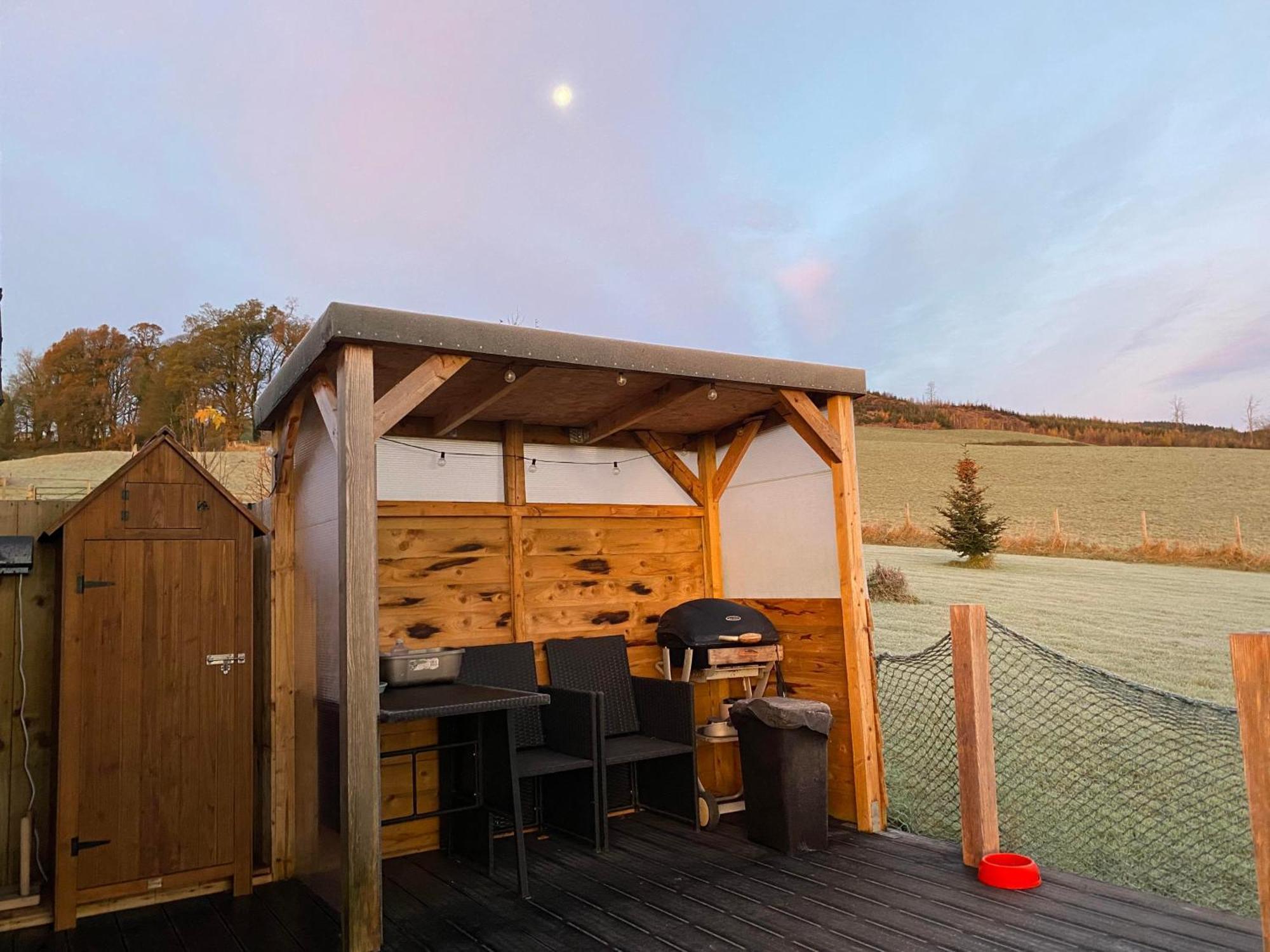 Stunning Shepherds Hut Rural Bliss 덤프리스 외부 사진