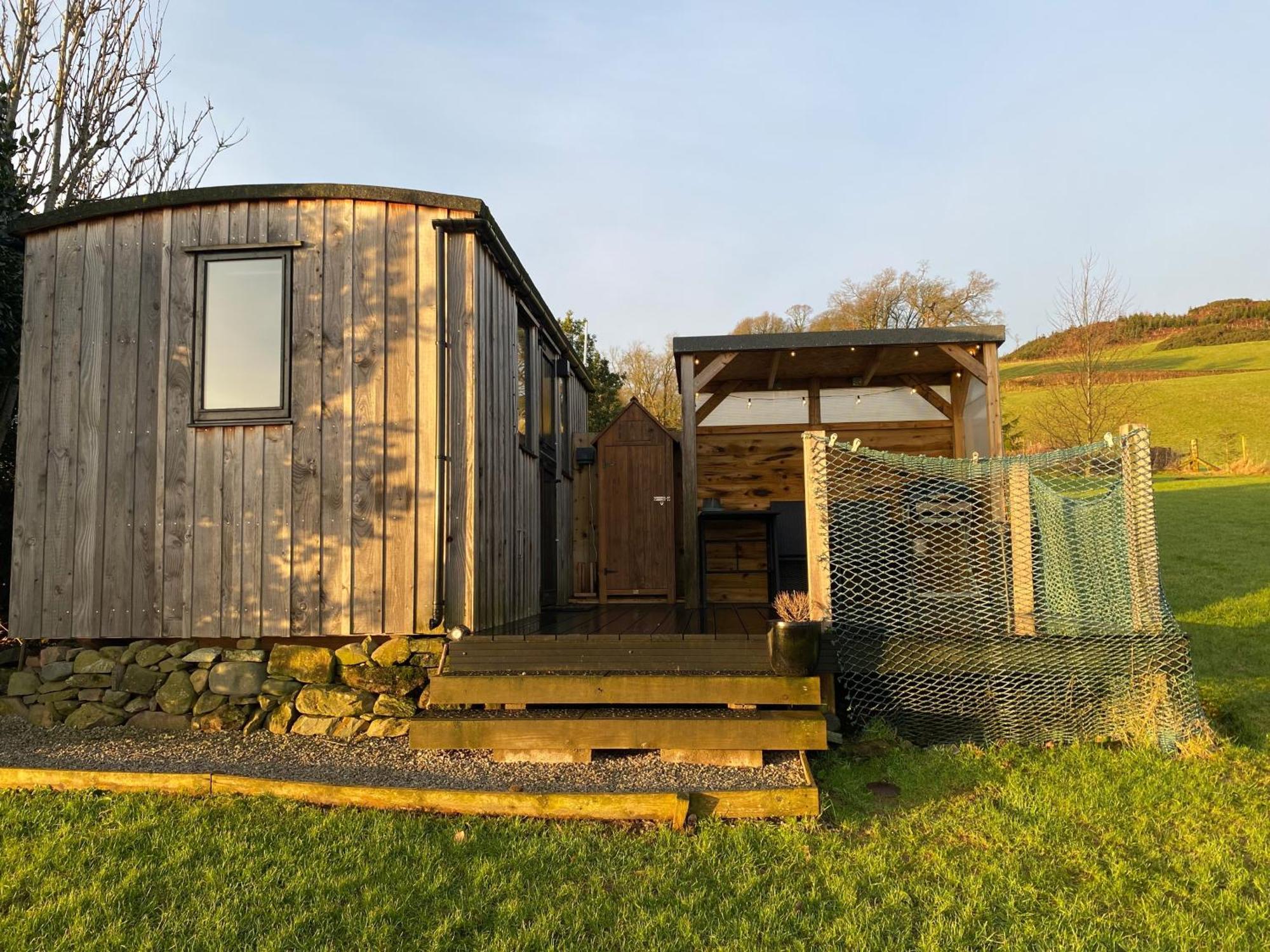 Stunning Shepherds Hut Rural Bliss 덤프리스 외부 사진